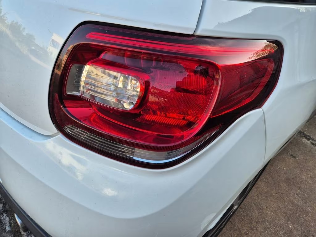 Citroën Ds3 1.6 Hdif 2012 White &Ndash; 8 &Ndash; Compraya 507 Citroën Ds3 1.6 Hdif 2012 White - Image 8