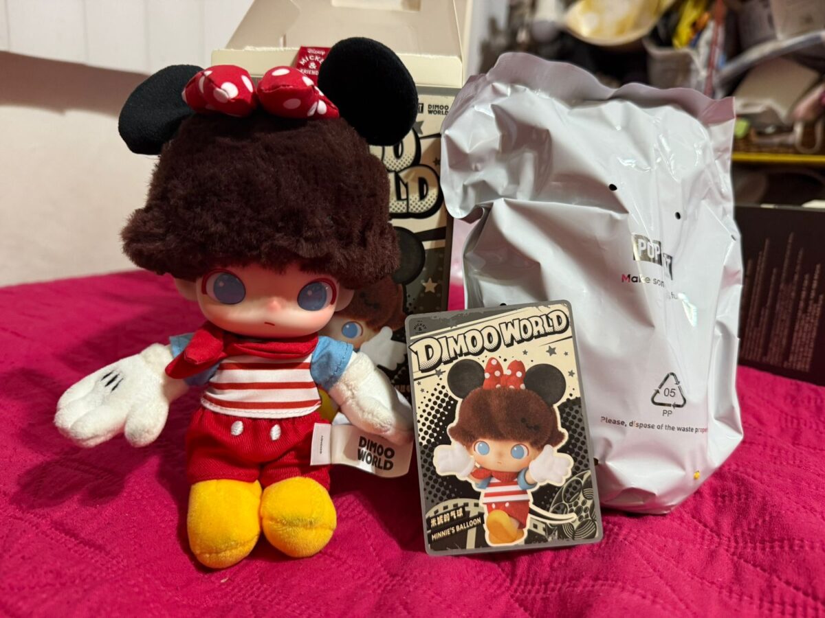 Dimoo World Minnie - Image 2